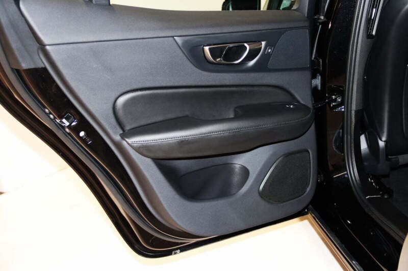 2025 Volvo S60 B5 Core