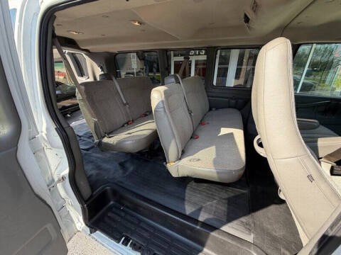 2018 Chevrolet Express LT 2500