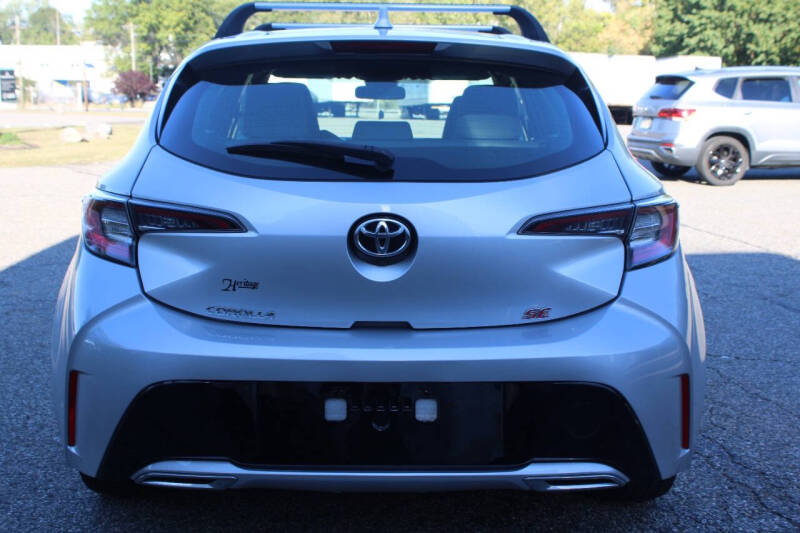 2020 Toyota Corolla Hatchback SE