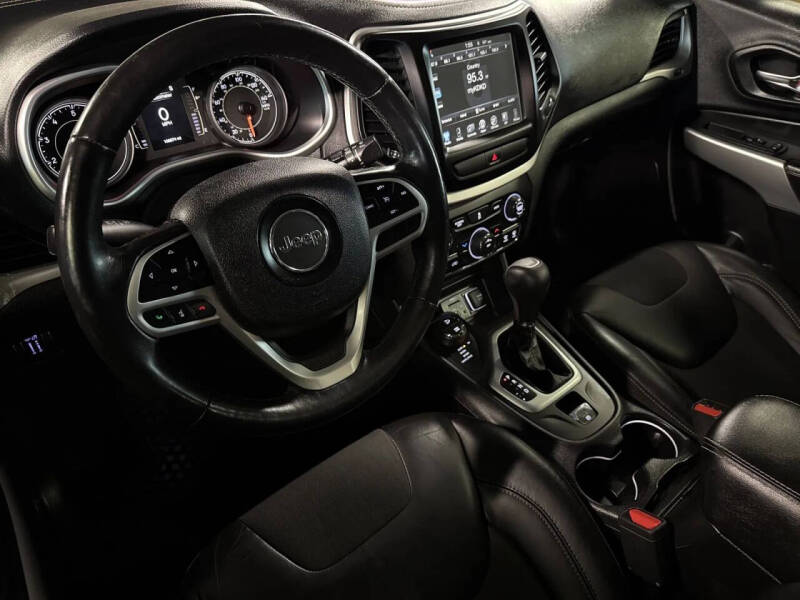 2018 Jeep Cherokee Latitude Plus