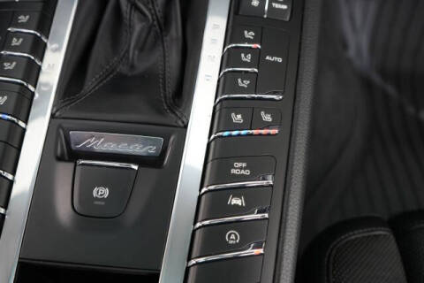 2018 Porsche Macan S