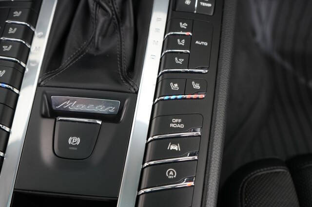 2018 Porsche Macan S