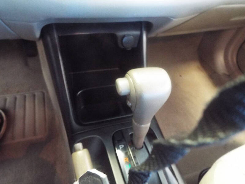2003 Toyota Camry LE