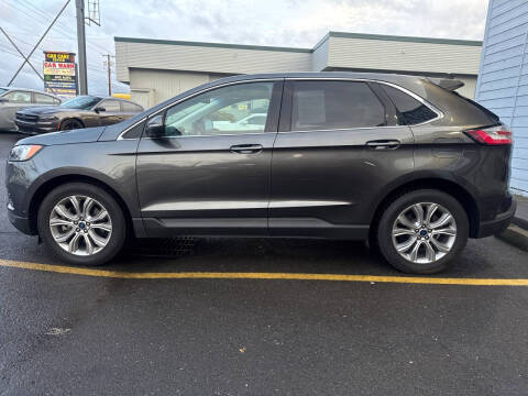 2019 Ford Edge Titanium