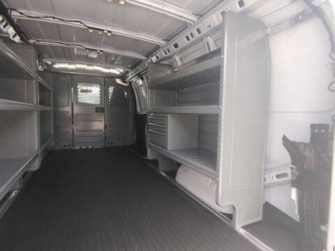 2025 GMC Savana 2500