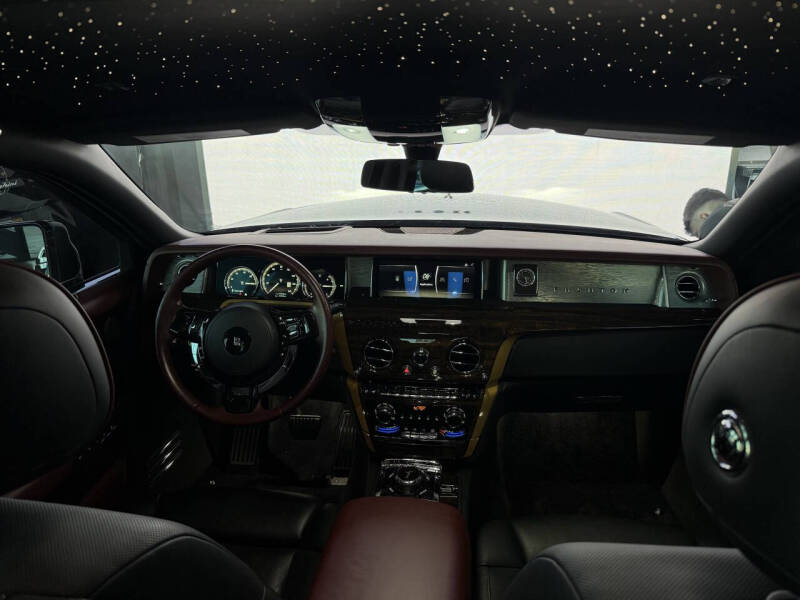 2019 Rolls-Royce Phantom