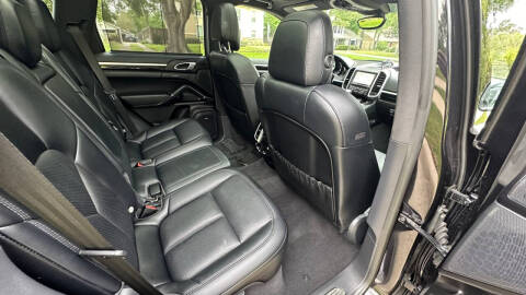 2016 Porsche Cayenne S