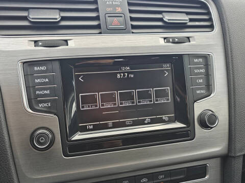 2015 Volkswagen Golf SportWagen