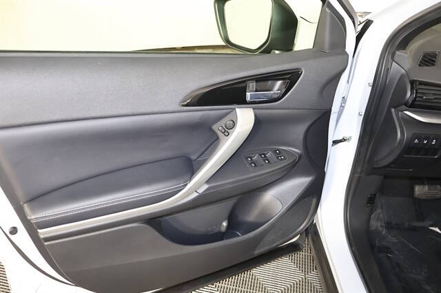 2022 Mitsubishi Eclipse Cross SEL