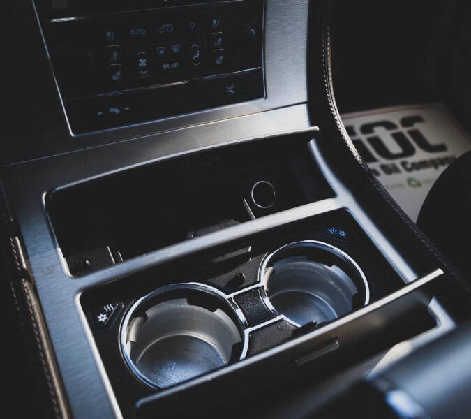 2011 Cadillac Escalade ESV Platinum Edition