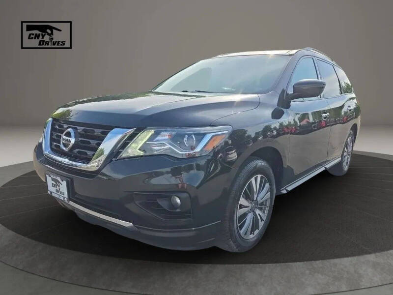 2020 Nissan Pathfinder SV