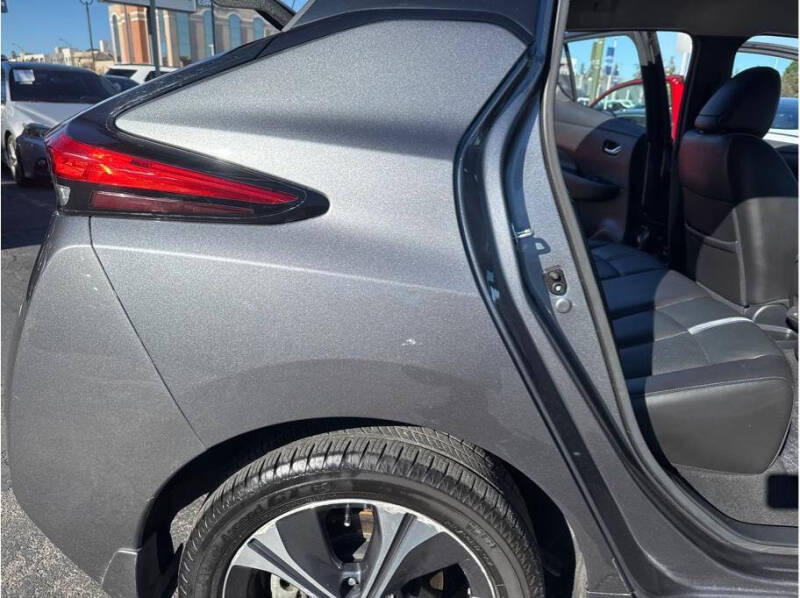 2020 Nissan LEAF SL PLUS