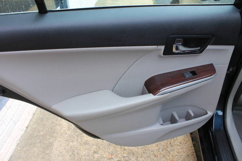 2012 Toyota Camry XLE V6