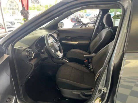 2020 Nissan Kicks SV