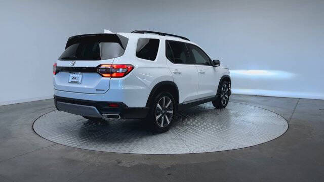 2023 Honda Pilot Touring