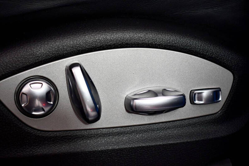 2019 Porsche Macan S