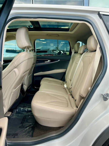 2022 Lincoln Nautilus Reserve