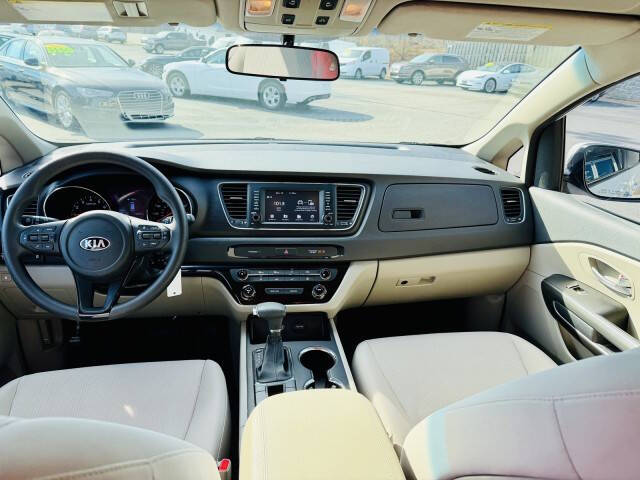 2019 Kia Sedona LX