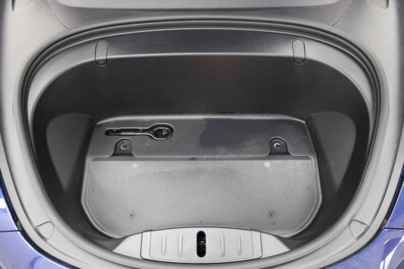 2019 Tesla Model 3 Mid Range