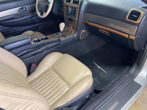 2004 Ford Thunderbird Deluxe