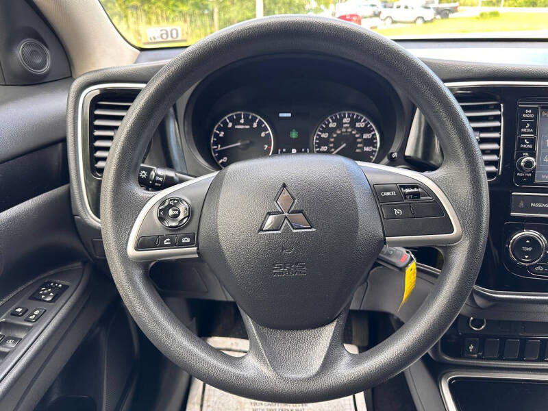 2019 Mitsubishi Outlander ES