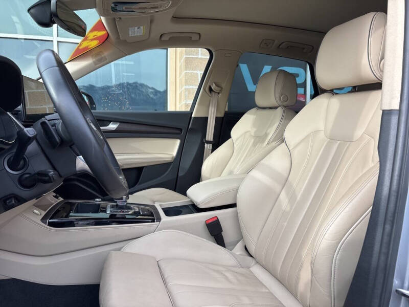 2024 Audi Q5 quattro S line Prem Plus 45 TFSI