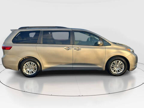2015 Toyota Sienna