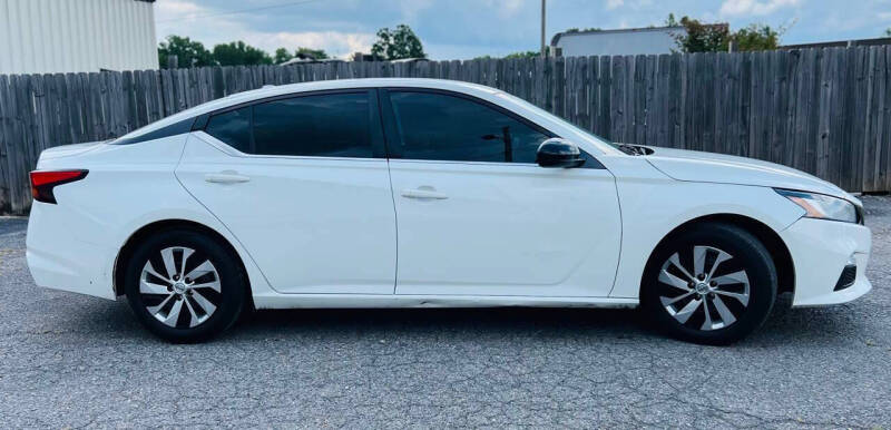 2019 Nissan Altima 2.5 SR