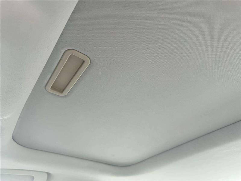 2011 Cadillac DTS Luxury Collection