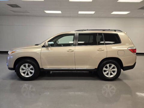 2012 Toyota Highlander SE