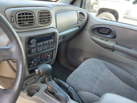 2003 Chevrolet TrailBlazer LS