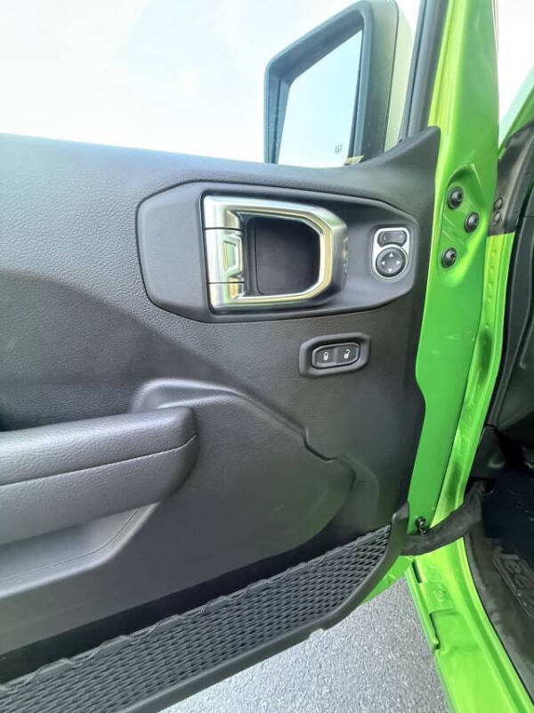 2026 Jeep Gladiator Sport S