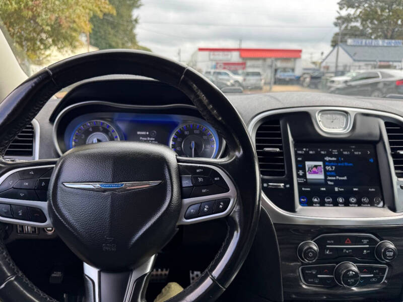 2021 Chrysler 300 Touring L