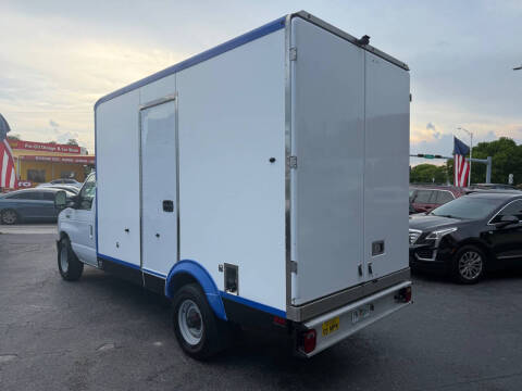 2023 Ford E-Series E-350 SD
