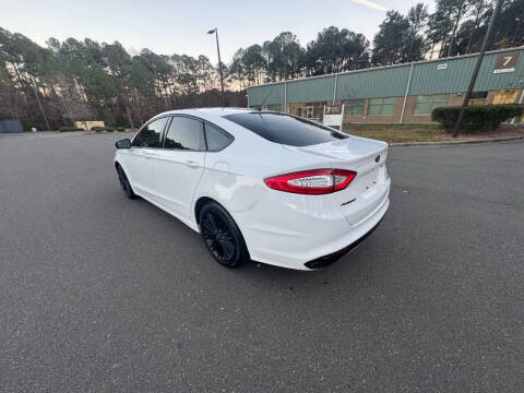 2015 Ford Fusion SE