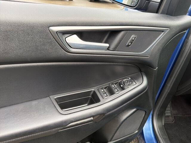 2024 Ford Edge SE