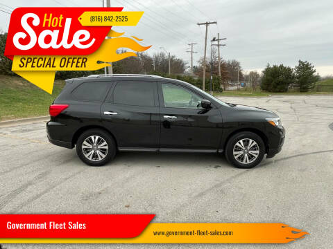 2017 Nissan Pathfinder SV