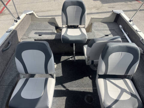 2002 Tracker PRO AVENGER 16