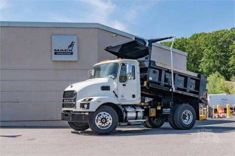 2022 Mack MD6