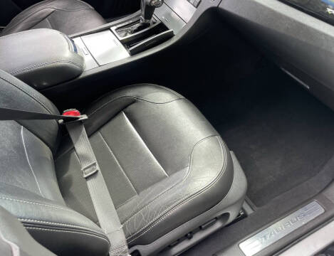 2011 Ford Taurus Limited