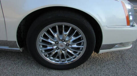 2011 Cadillac DTS Premium Collection