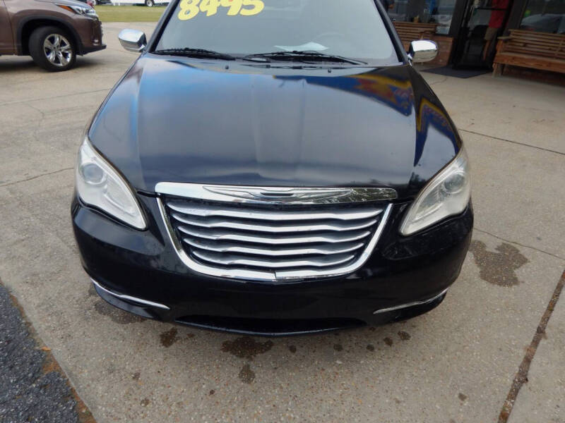 2011 Chrysler 200 Limited
