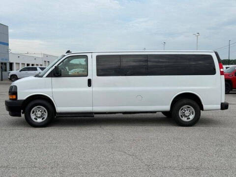 2023 Chevrolet Express LS 3500