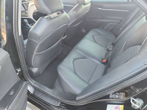 2019 Toyota Camry SE