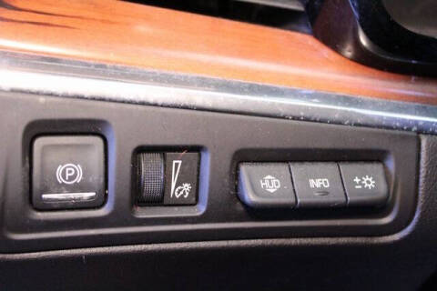 2017 Cadillac XT5 Platinum