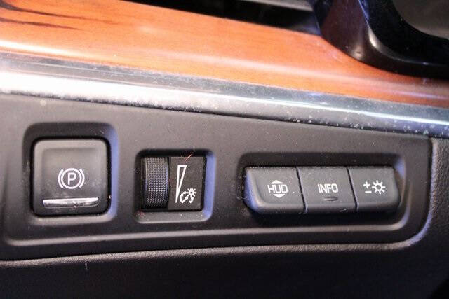 2017 Cadillac XT5 Platinum