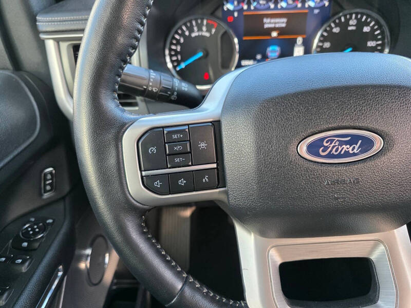 2024 Ford Expedition XLT