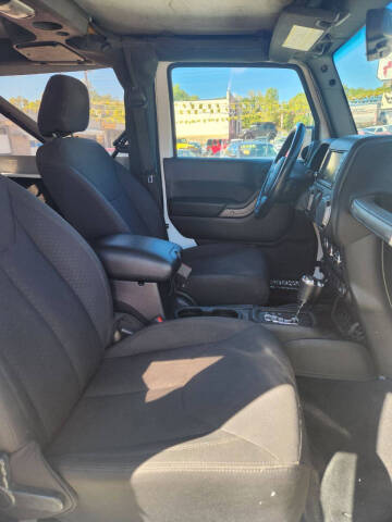 2016 Jeep Wrangler Sport