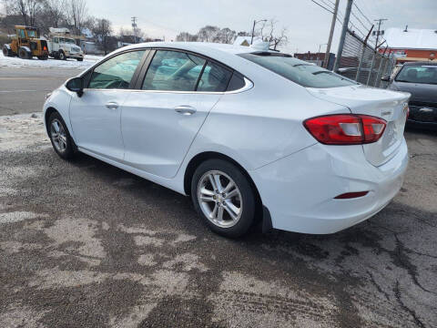2017 Chevrolet Cruze LT Auto