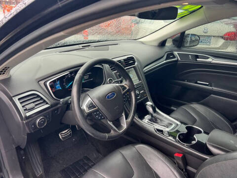 2016 Ford Fusion Titanium